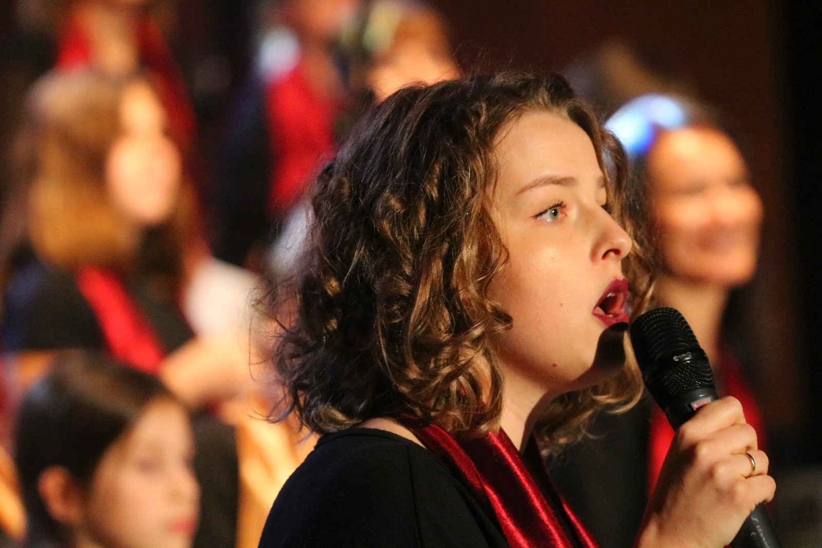 Legniczanie zaśpiewali z Mietkiem Szcześniakiem i Gospel Joy
