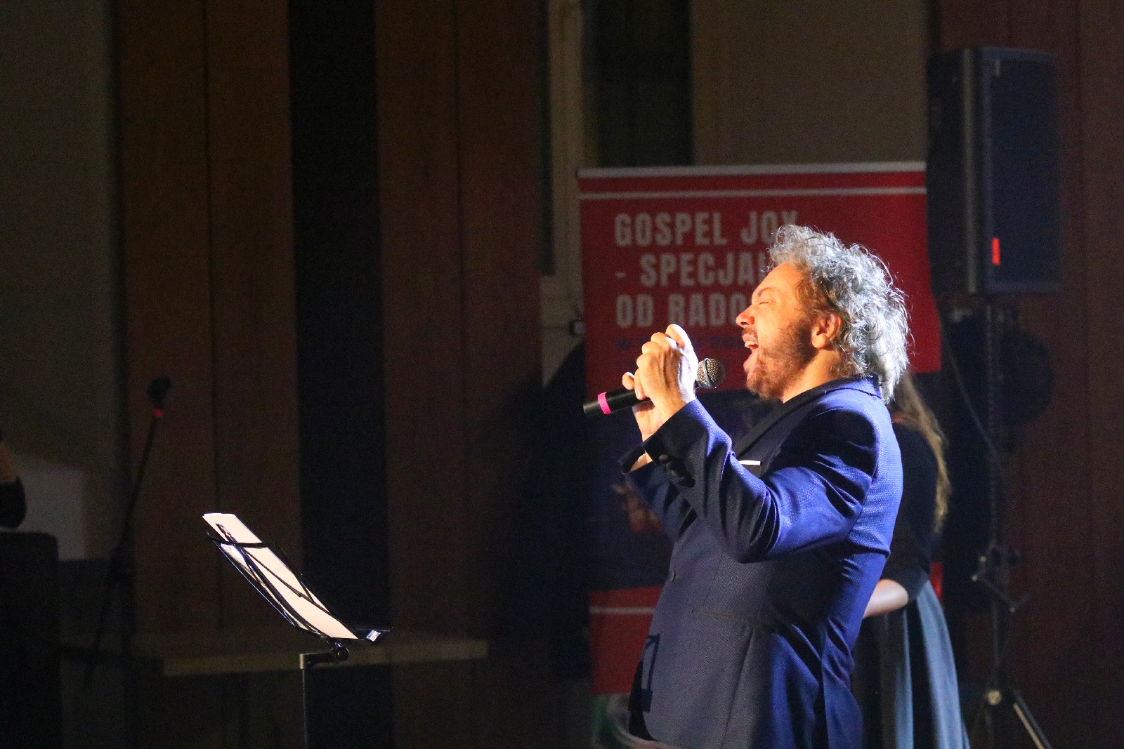 Legniczanie zaśpiewali z Mietkiem Szcześniakiem i Gospel Joy