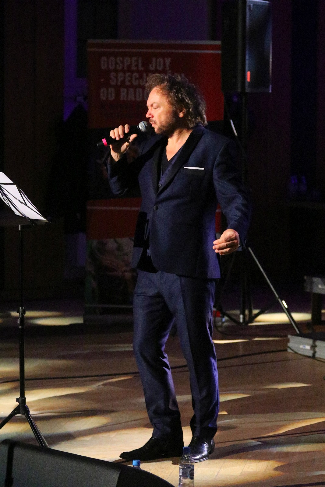 Legniczanie zaśpiewali z Mietkiem Szcześniakiem i Gospel Joy