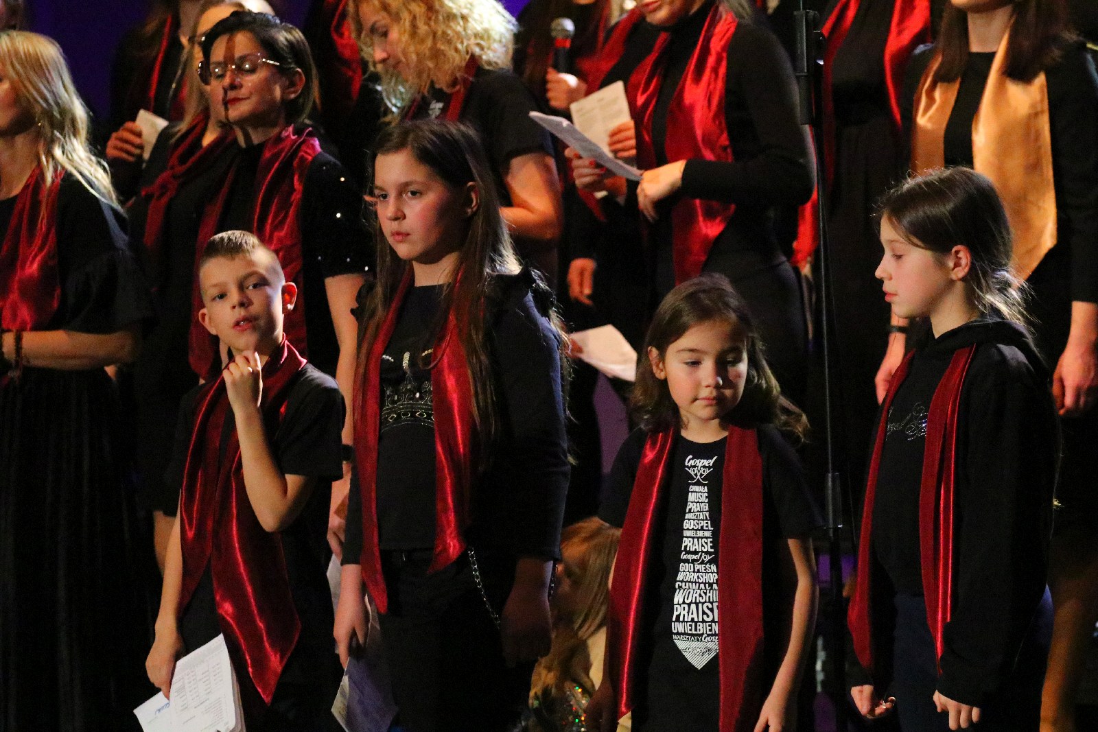 Legniczanie zaśpiewali z Mietkiem Szcześniakiem i Gospel Joy