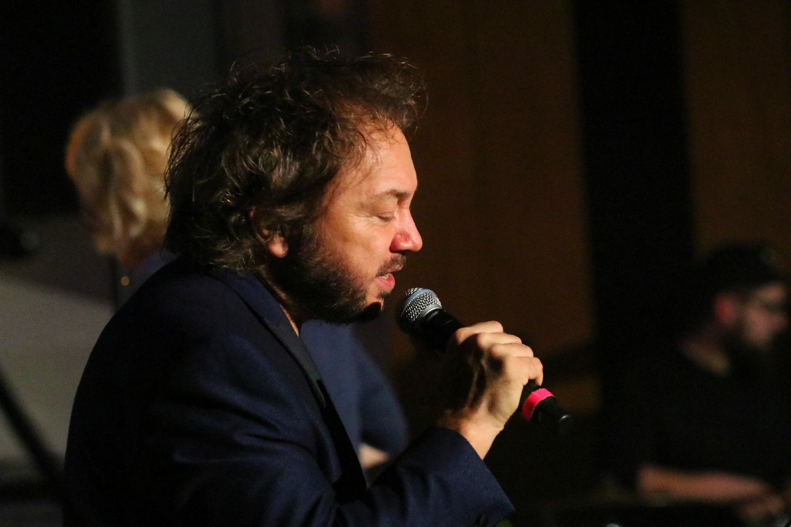 Legniczanie zaśpiewali z Mietkiem Szcześniakiem i Gospel Joy