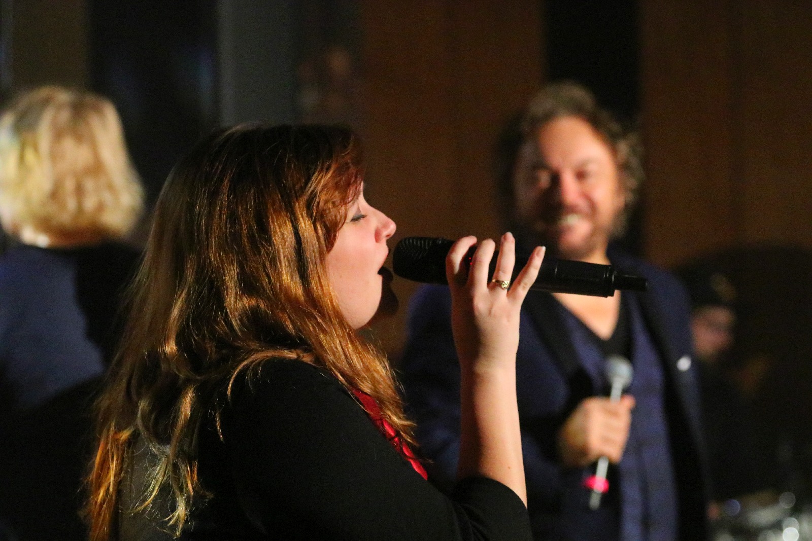 Legniczanie zaśpiewali z Mietkiem Szcześniakiem i Gospel Joy