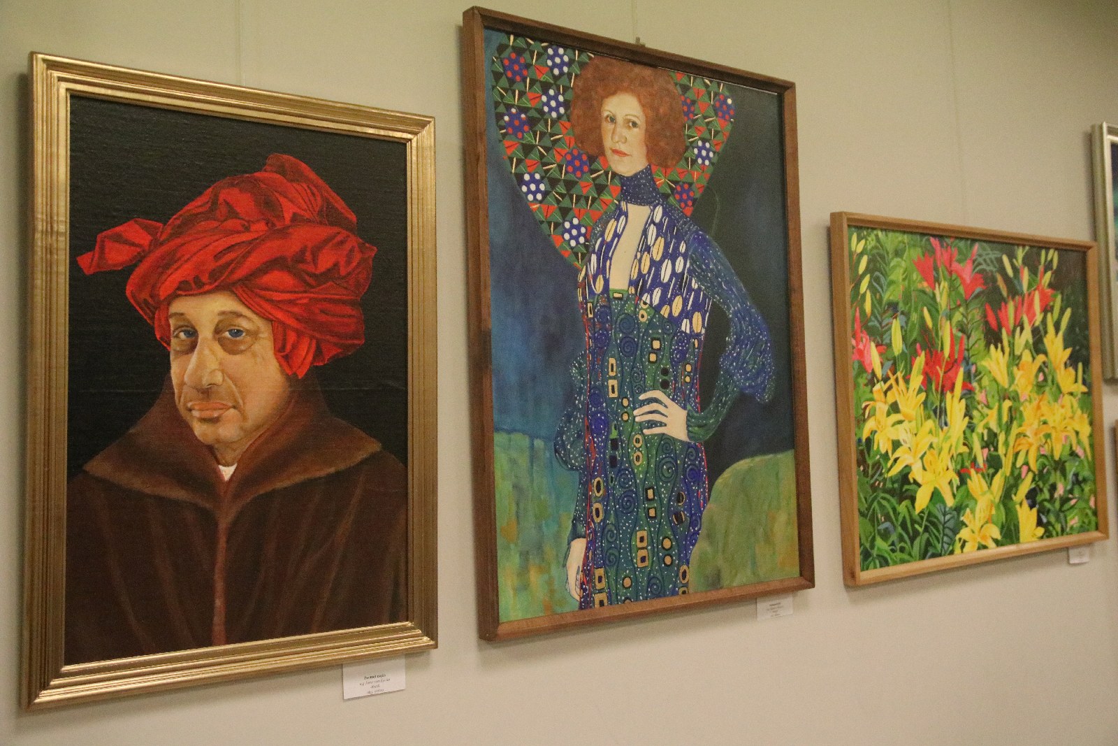 „Przybliżenia” Danuty Zapaśnik w osiedlowym domu kultury