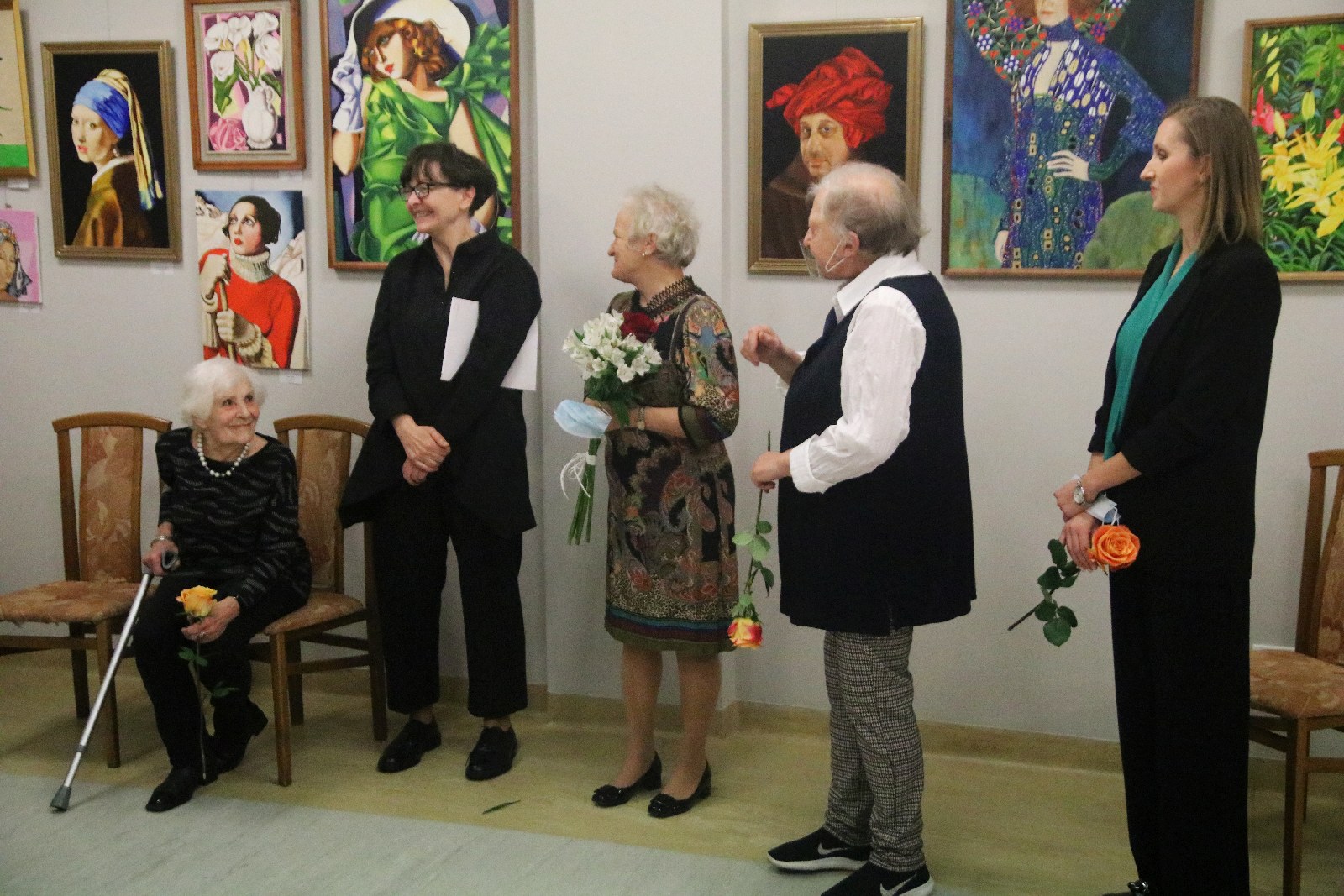 „Przybliżenia” Danuty Zapaśnik w osiedlowym domu kultury