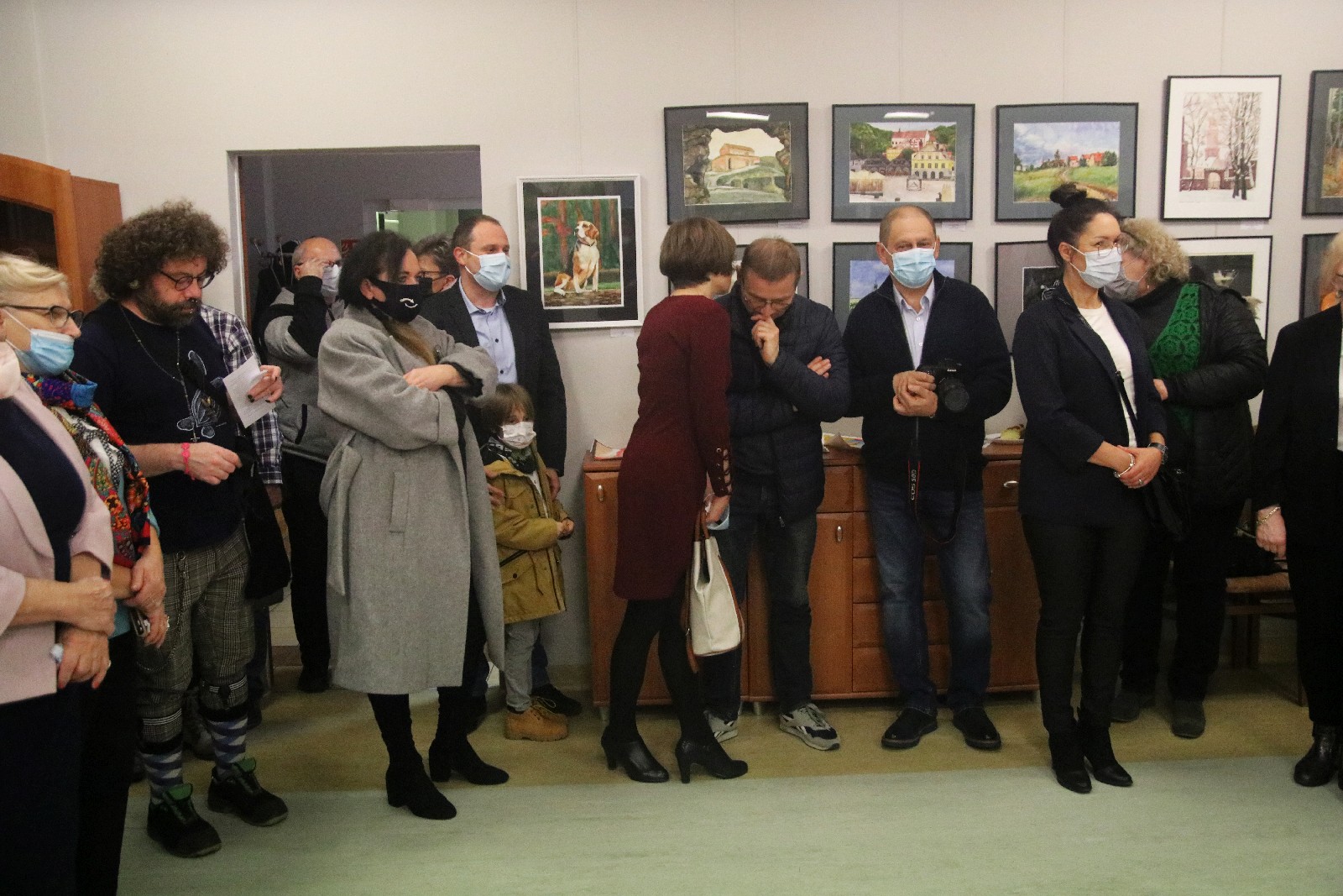„Przybliżenia” Danuty Zapaśnik w osiedlowym domu kultury