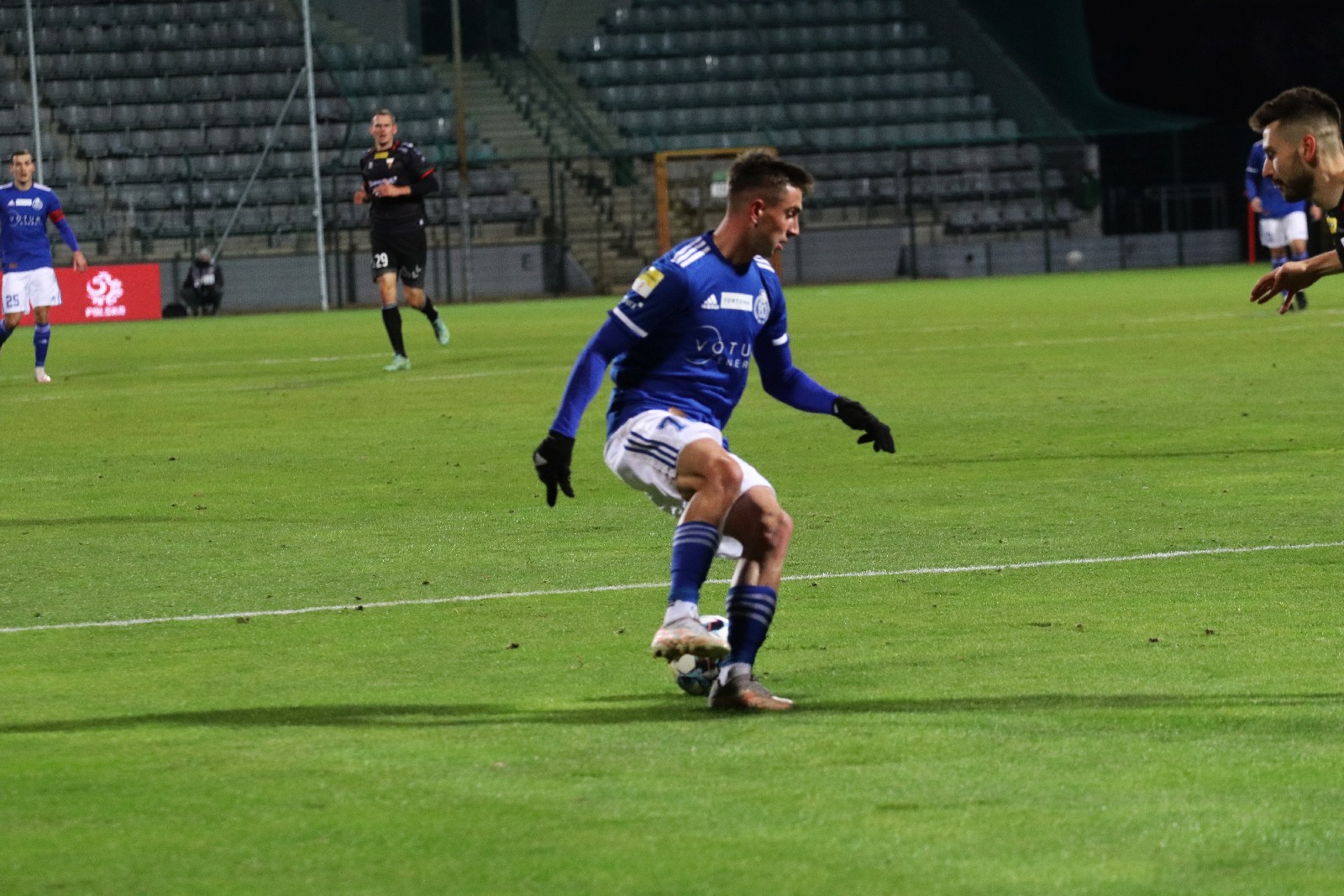 Trawa zwycięska seria. Mieďź Legnica pokonała GKS Tychy