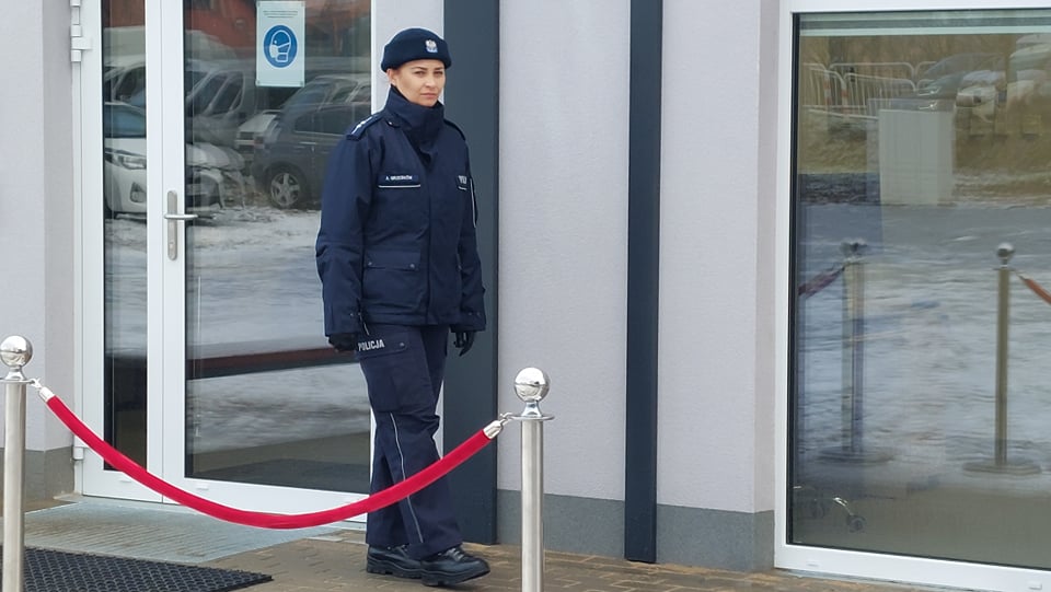 Modułowy posterunek w Prochowicach już służy mieszkańcom	