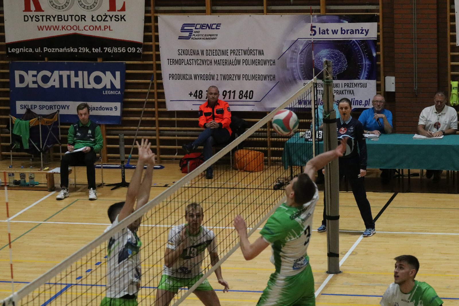 Niespodzianka w Legnicy. Ikar pokonał Eco-Team AZS Stoelzle