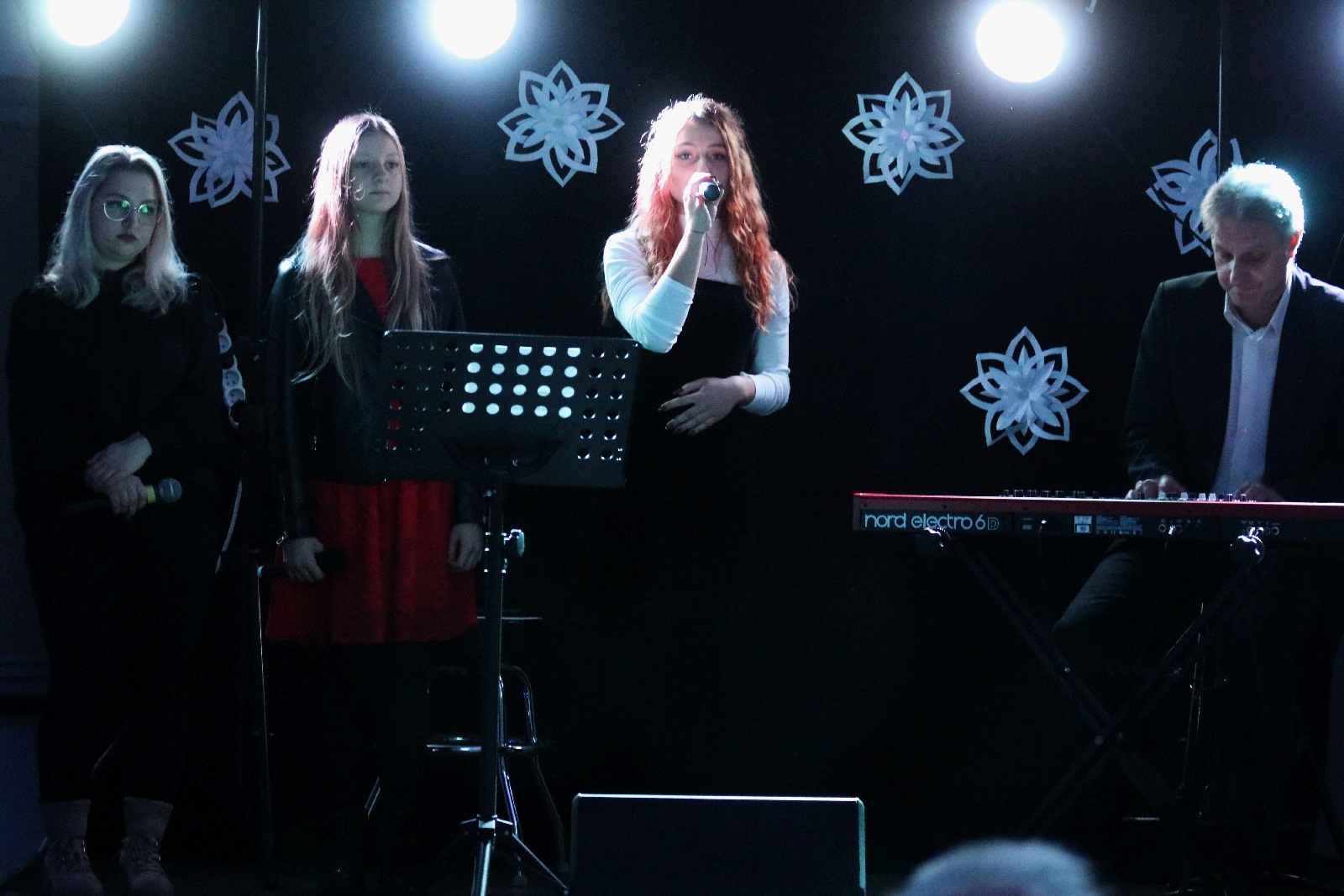 Magiczne polskie kolędy oprószone jazzowym puchem w Ziemnicach