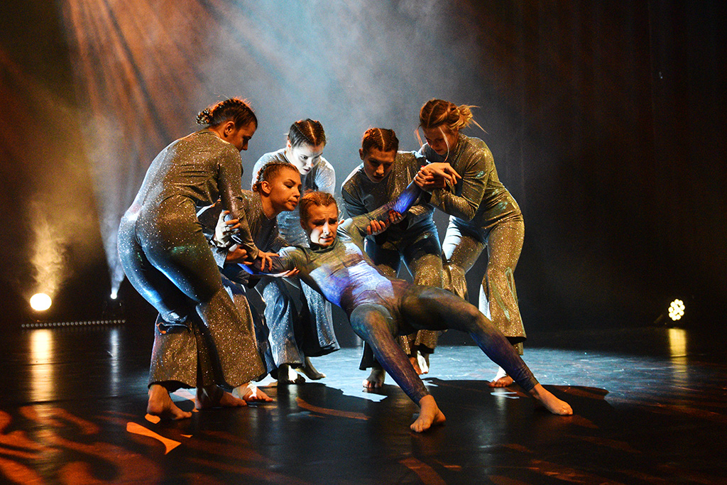 „Dziewczynka z zapałkami”. Baśniowy spektakl Teatru Avatar