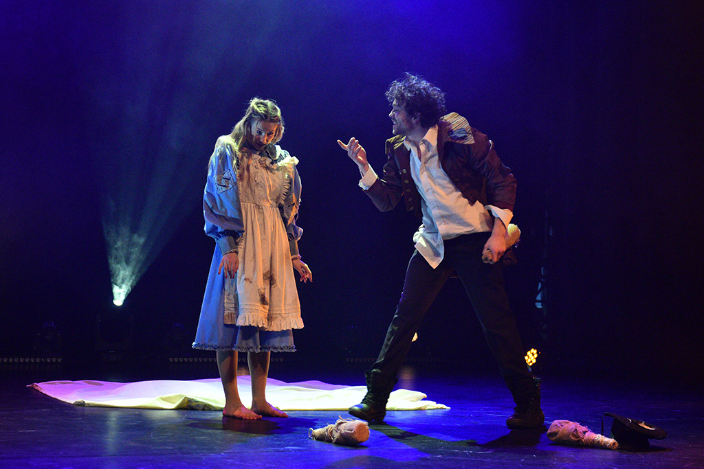 „Dziewczynka z zapałkami”. Baśniowy spektakl Teatru Avatar