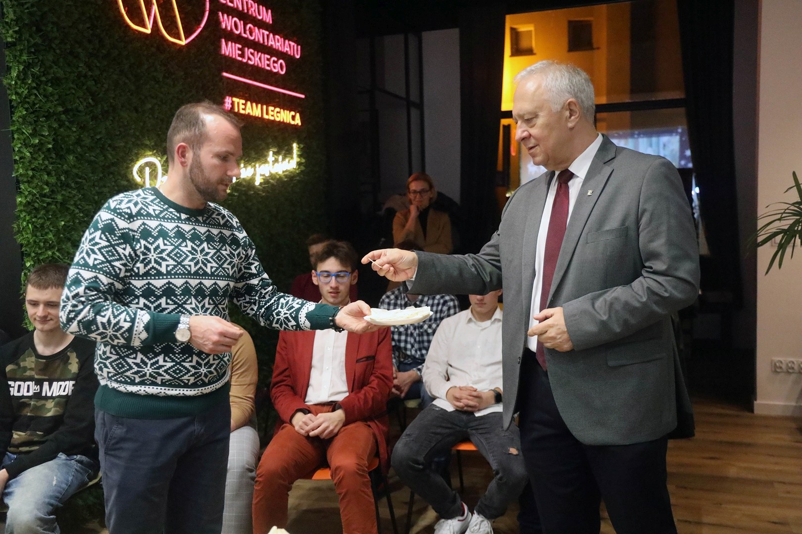 Wigilia. Legnica od nowa, czyli młodzież w działaniu
