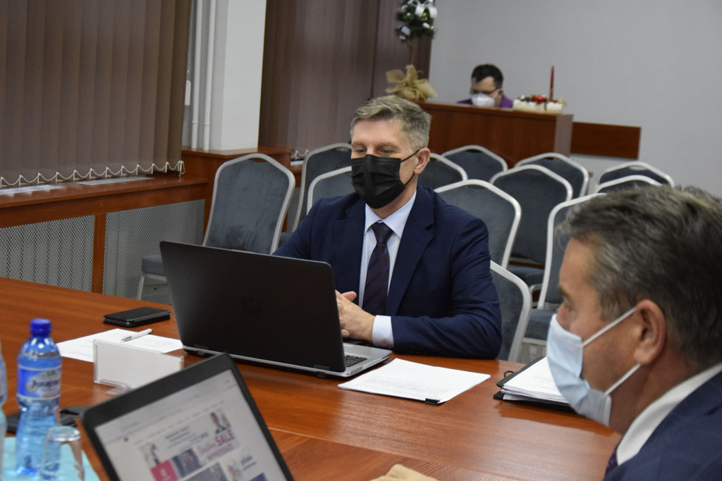 Starostwo Powiatowe. Ostatnia w 2021 roku sesja rady powiatu