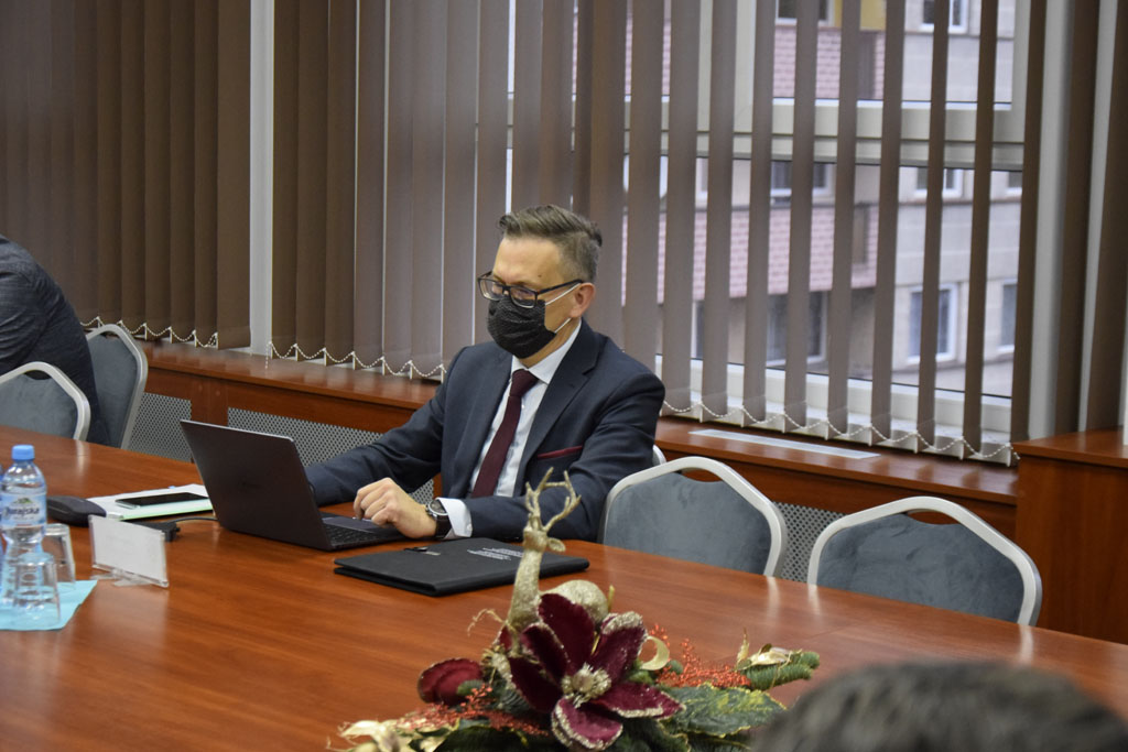Starostwo Powiatowe. Ostatnia w 2021 roku sesja rady powiatu