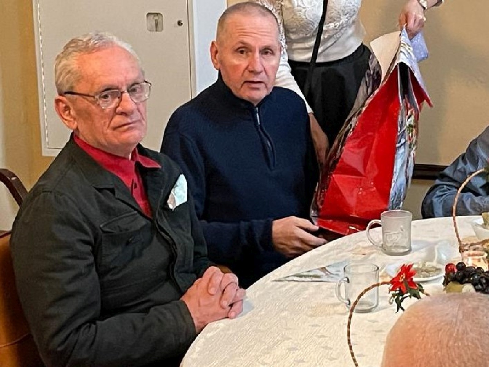 Mieszkańcy DPS „Prząśnik” w Brenniku obdarowani na gwiazdkę