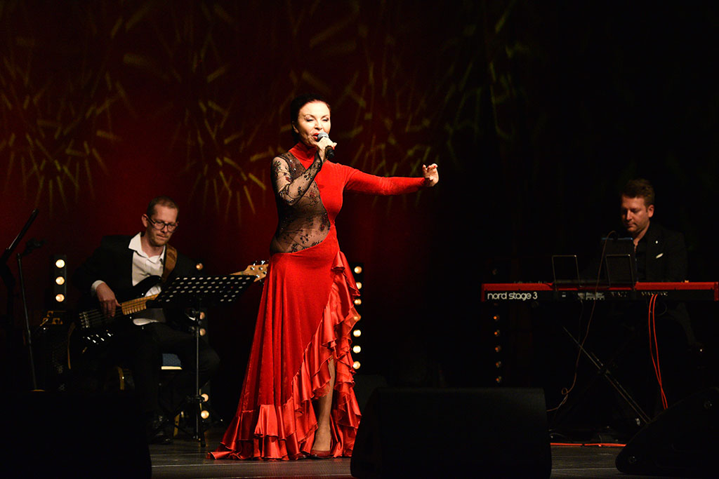 Brodzińska, Jajkiewicz, duety i Kosma Band