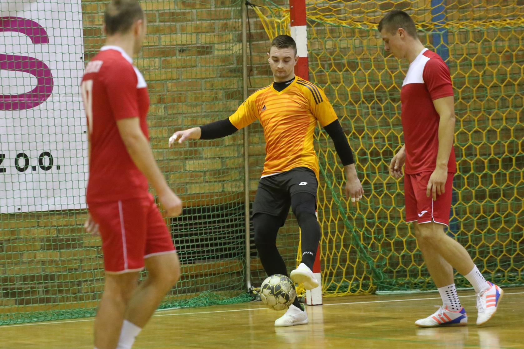 Legnicka Liga Halowa Saller Cup: Fire pokonał kolejnego rywala