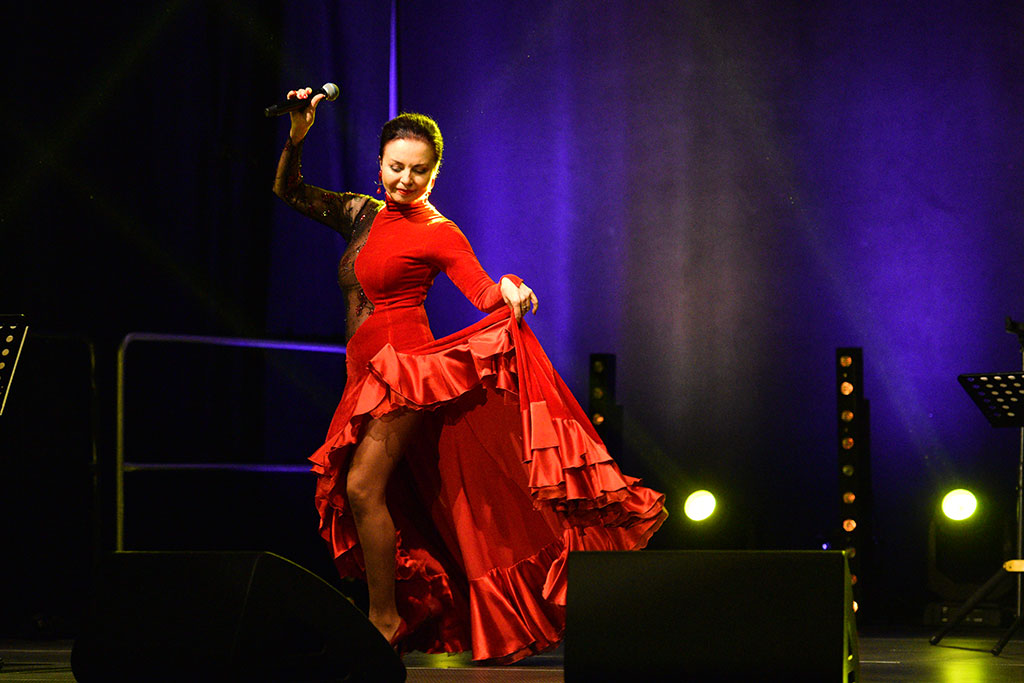 Brodzińska, Jajkiewicz, duety i Kosma Band