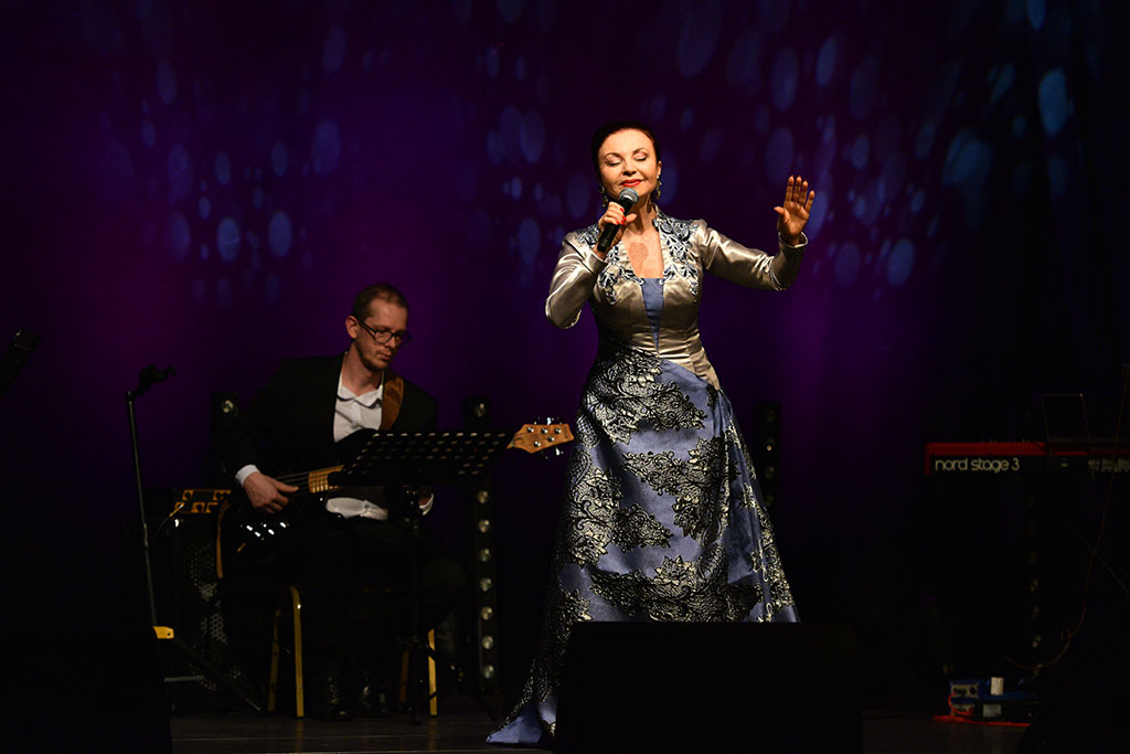 Brodzińska, Jajkiewicz, duety i Kosma Band