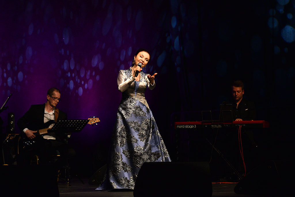 Brodzińska, Jajkiewicz, duety i Kosma Band