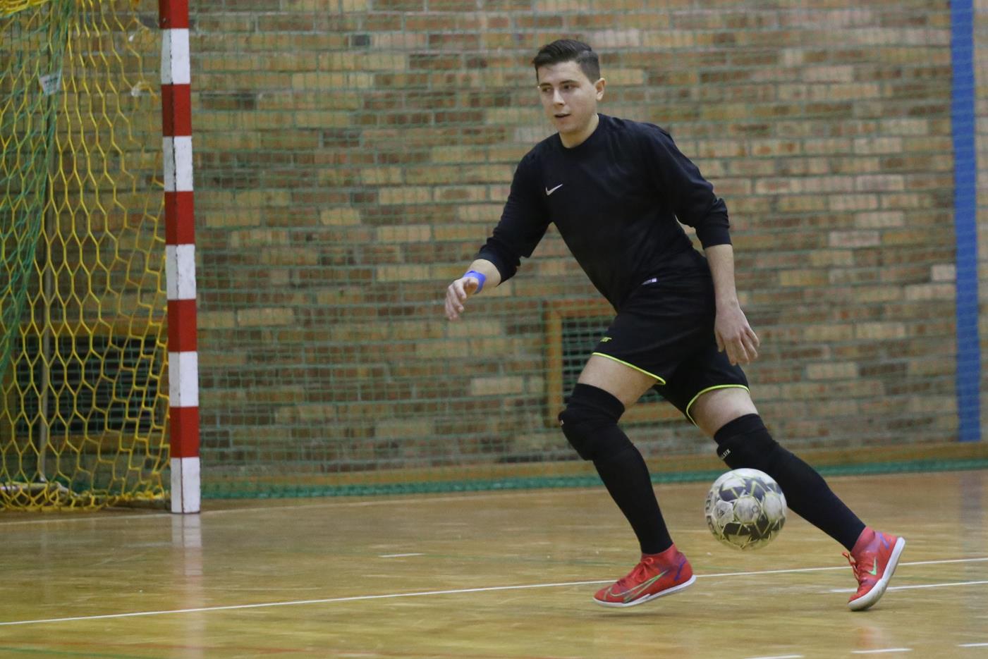 Legnicka Liga Halowa Saller Cup: Fire pokonał kolejnego rywala
