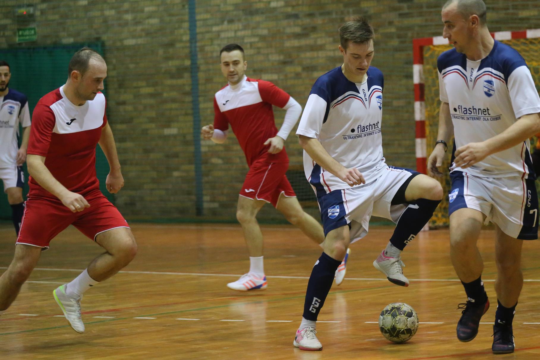 Legnicka Liga Halowa Saller Cup: Fire pokonał kolejnego rywala