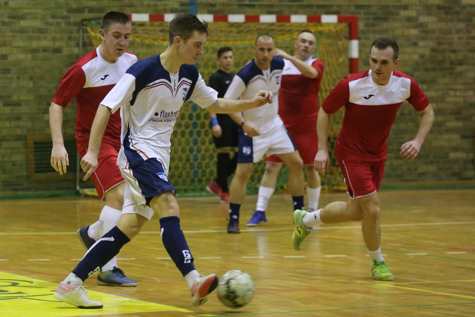 Legnicka Liga Halowa Saller Cup: Fire pokonał kolejnego rywala