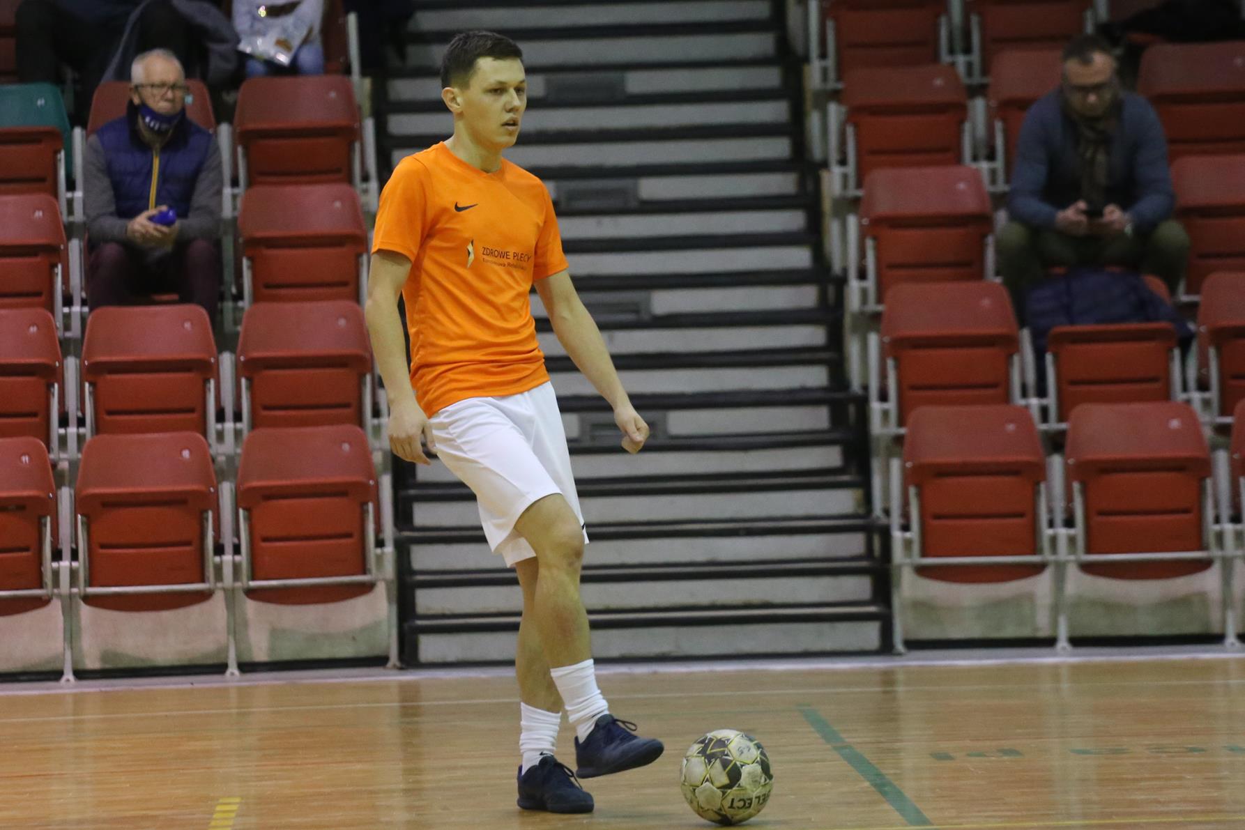 Legnicka Liga Halowa Saller Cup: Sariv zdemolował Fire