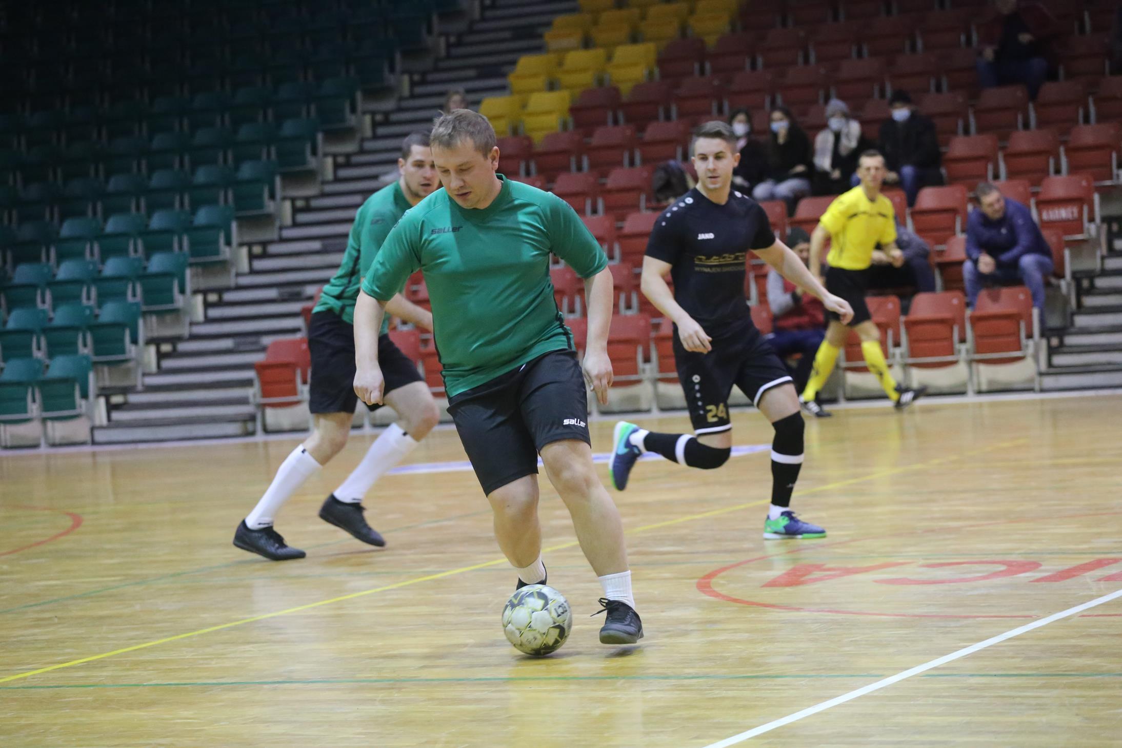 Legnicka Liga Halowa Saller Cup: Sariv zdemolował Fire