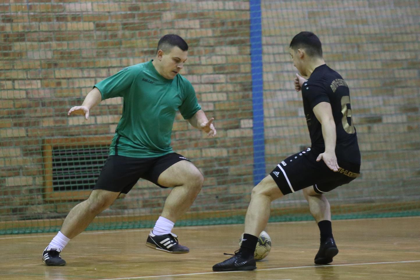 Legnicka Liga Halowa Saller Cup: Sariv zdemolował Fire