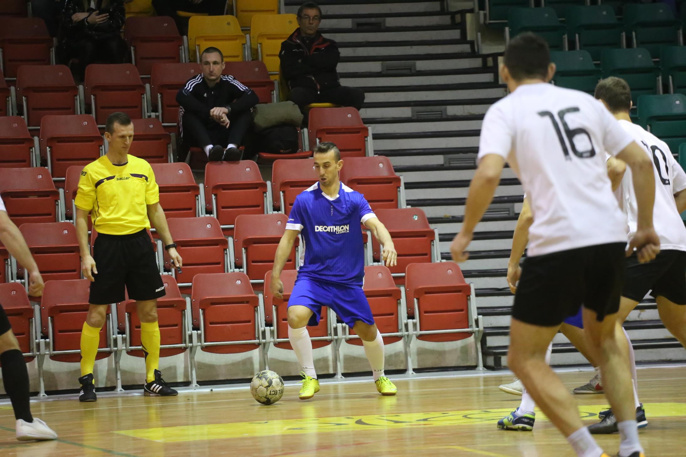 Legnicka Liga Halowa Saller Cup: Sariv zdemolował Fire