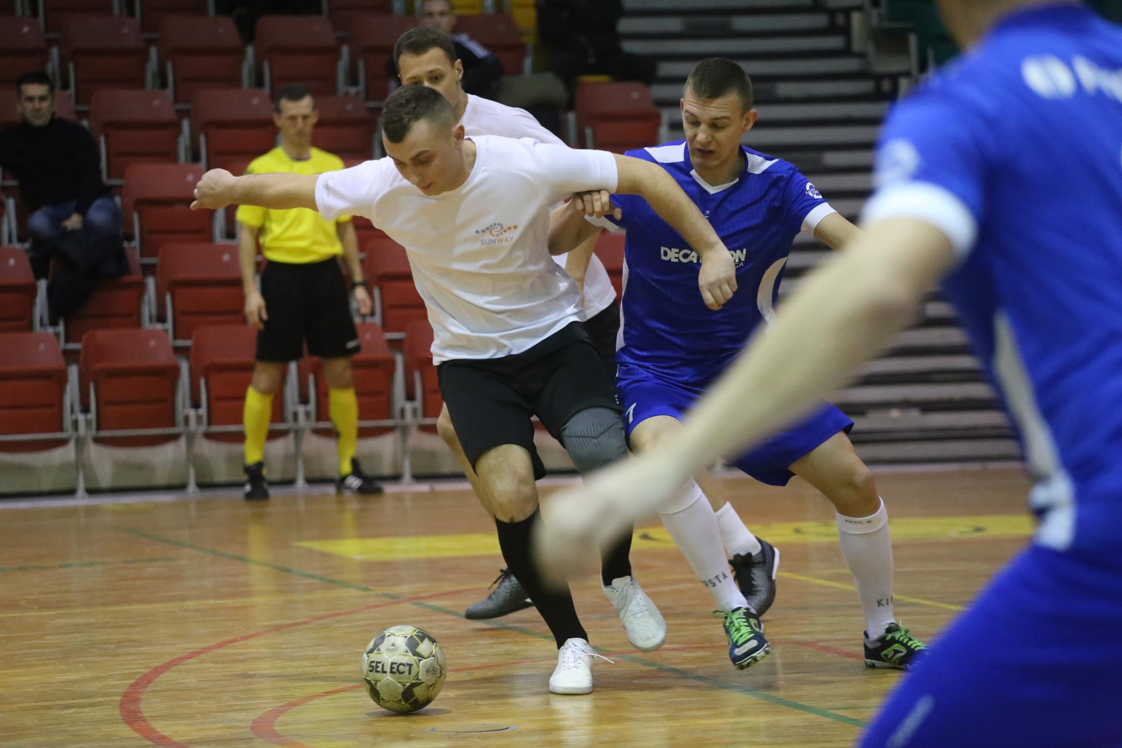 Legnicka Liga Halowa Saller Cup: Sariv zdemolował Fire