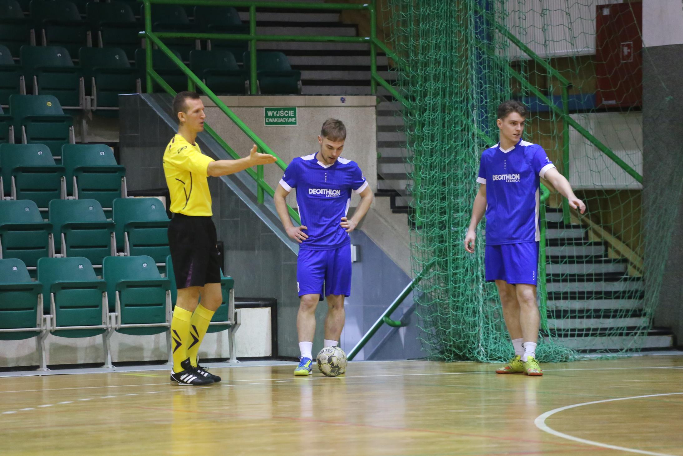 Legnicka Liga Halowa Saller Cup: Sariv zdemolował Fire