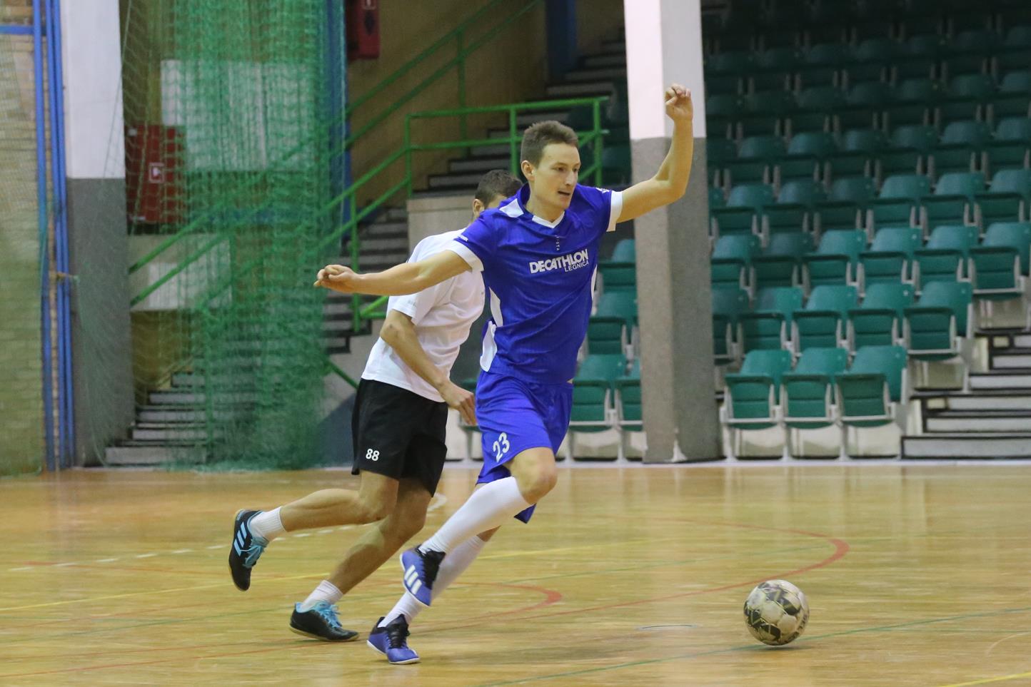 Legnicka Liga Halowa Saller Cup: Sariv zdemolował Fire