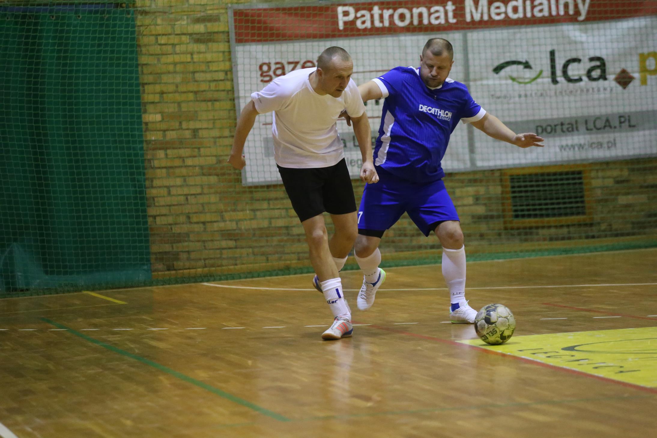 Legnicka Liga Halowa Saller Cup: Sariv zdemolował Fire