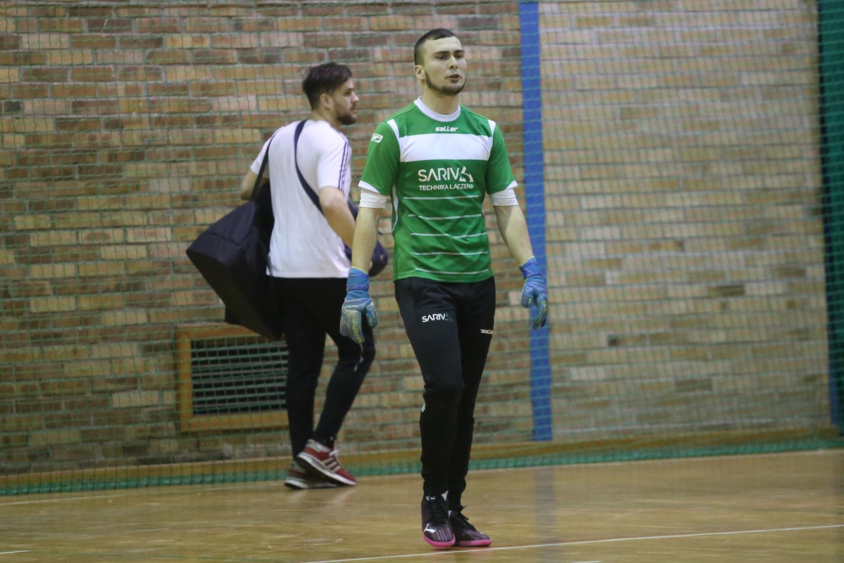 Legnicka Liga Halowa Saller Cup: Sariv zdemolował Fire
