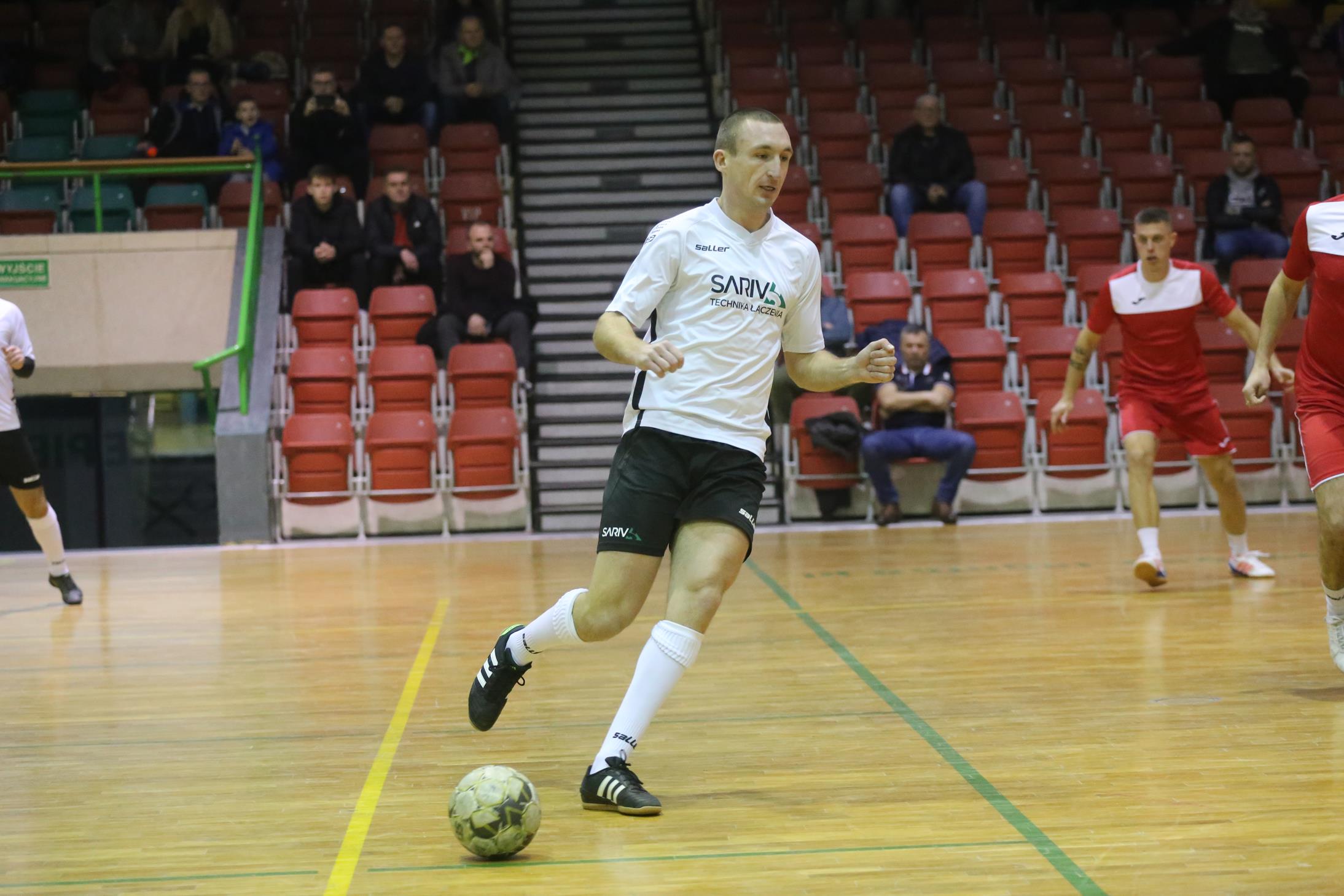 Legnicka Liga Halowa Saller Cup: Sariv zdemolował Fire