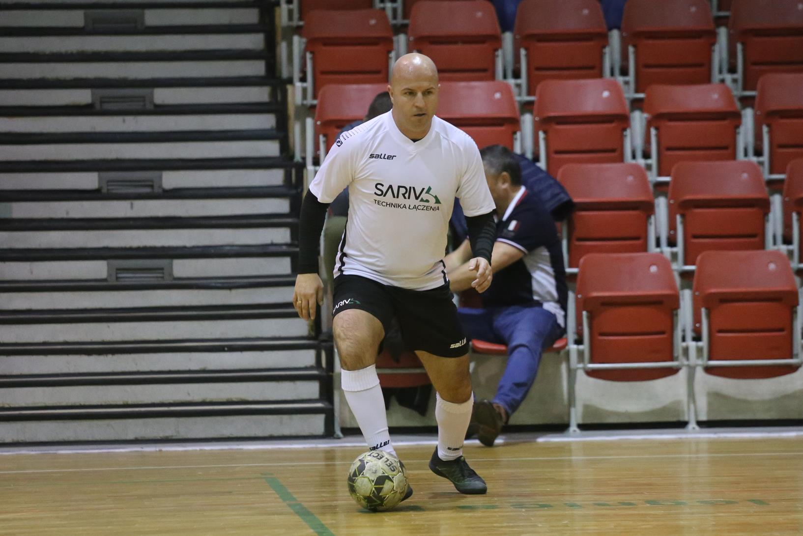Legnicka Liga Halowa Saller Cup: Sariv zdemolował Fire