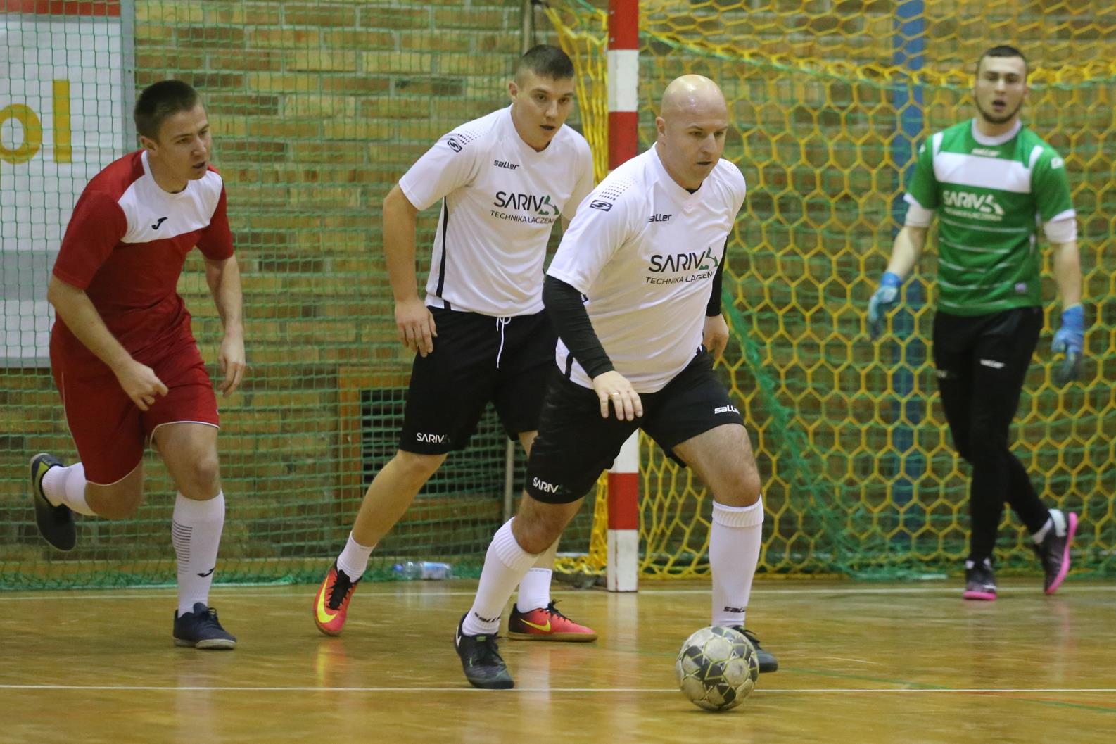 Legnicka Liga Halowa Saller Cup: Sariv zdemolował Fire