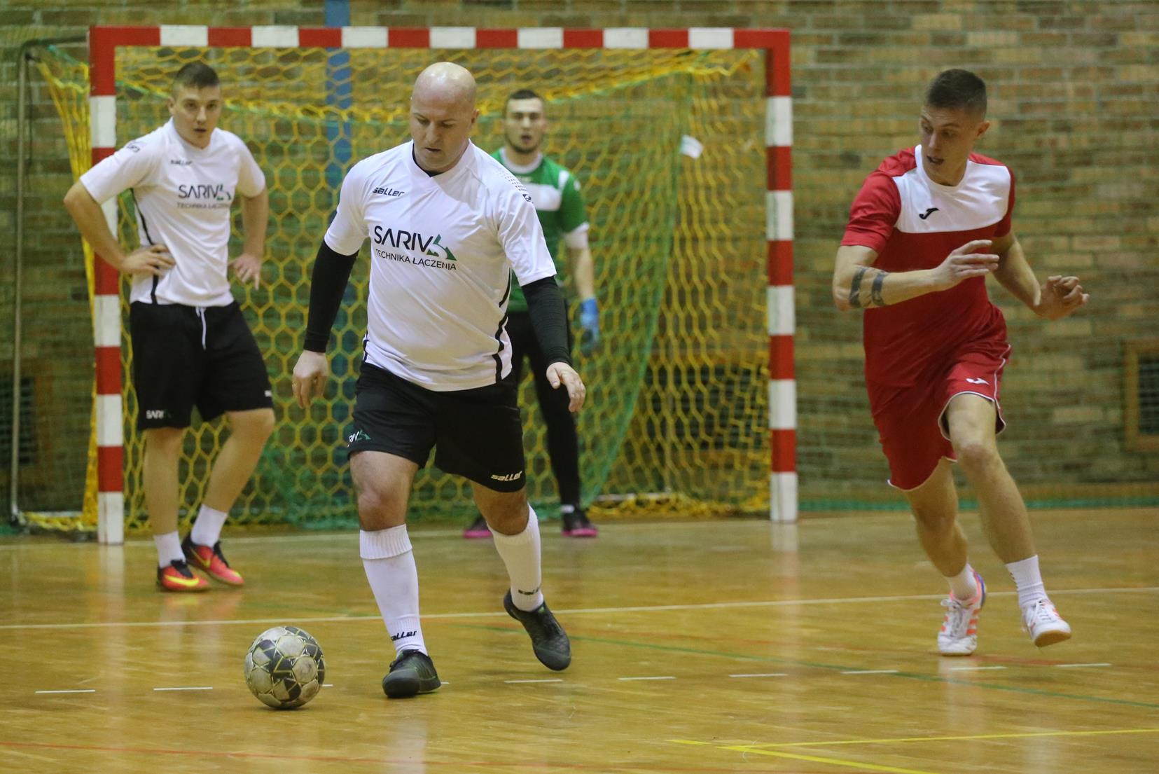 Legnicka Liga Halowa Saller Cup: Sariv zdemolował Fire