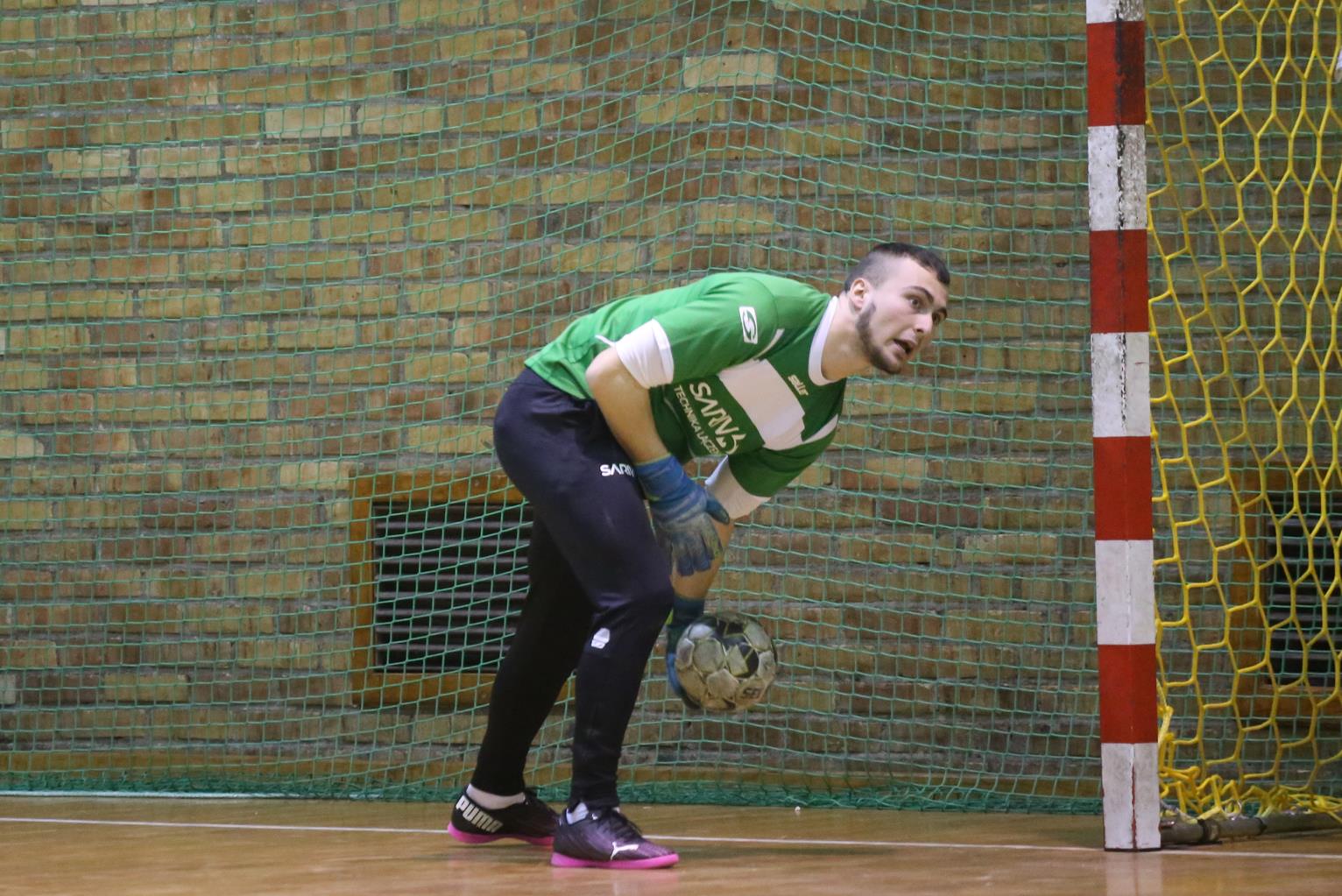 Legnicka Liga Halowa Saller Cup: Sariv zdemolował Fire