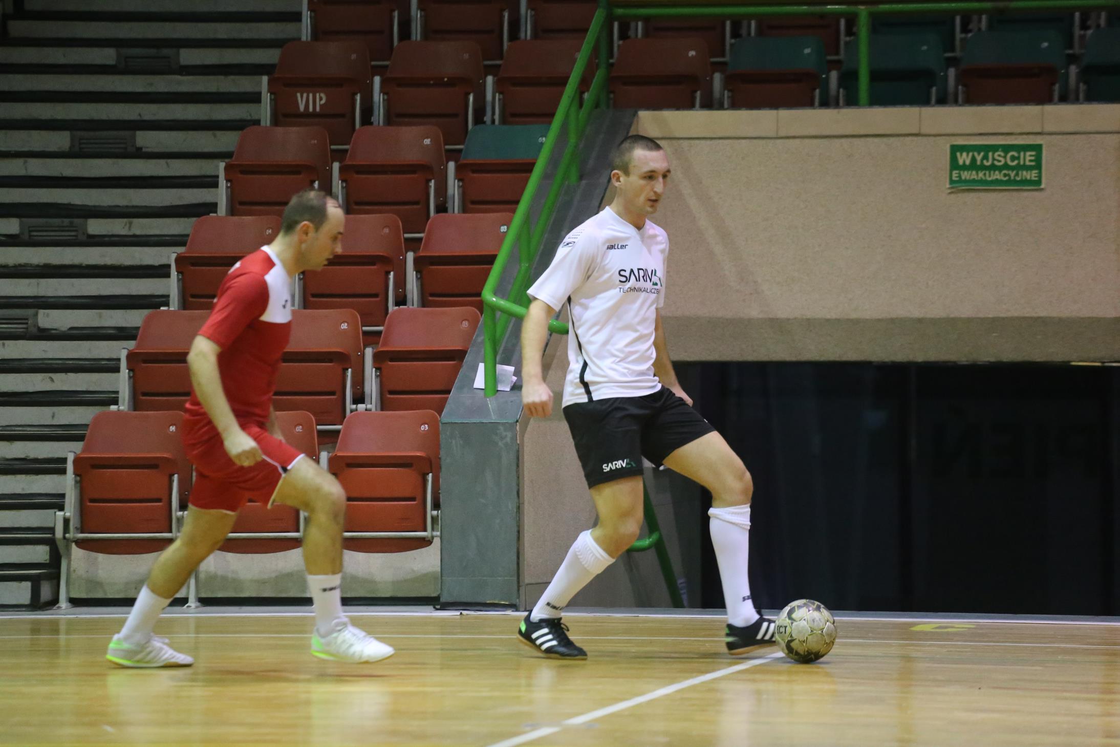 Legnicka Liga Halowa Saller Cup: Sariv zdemolował Fire
