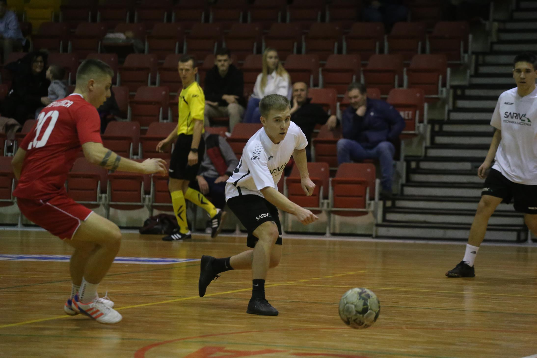 Legnicka Liga Halowa Saller Cup: Sariv zdemolował Fire