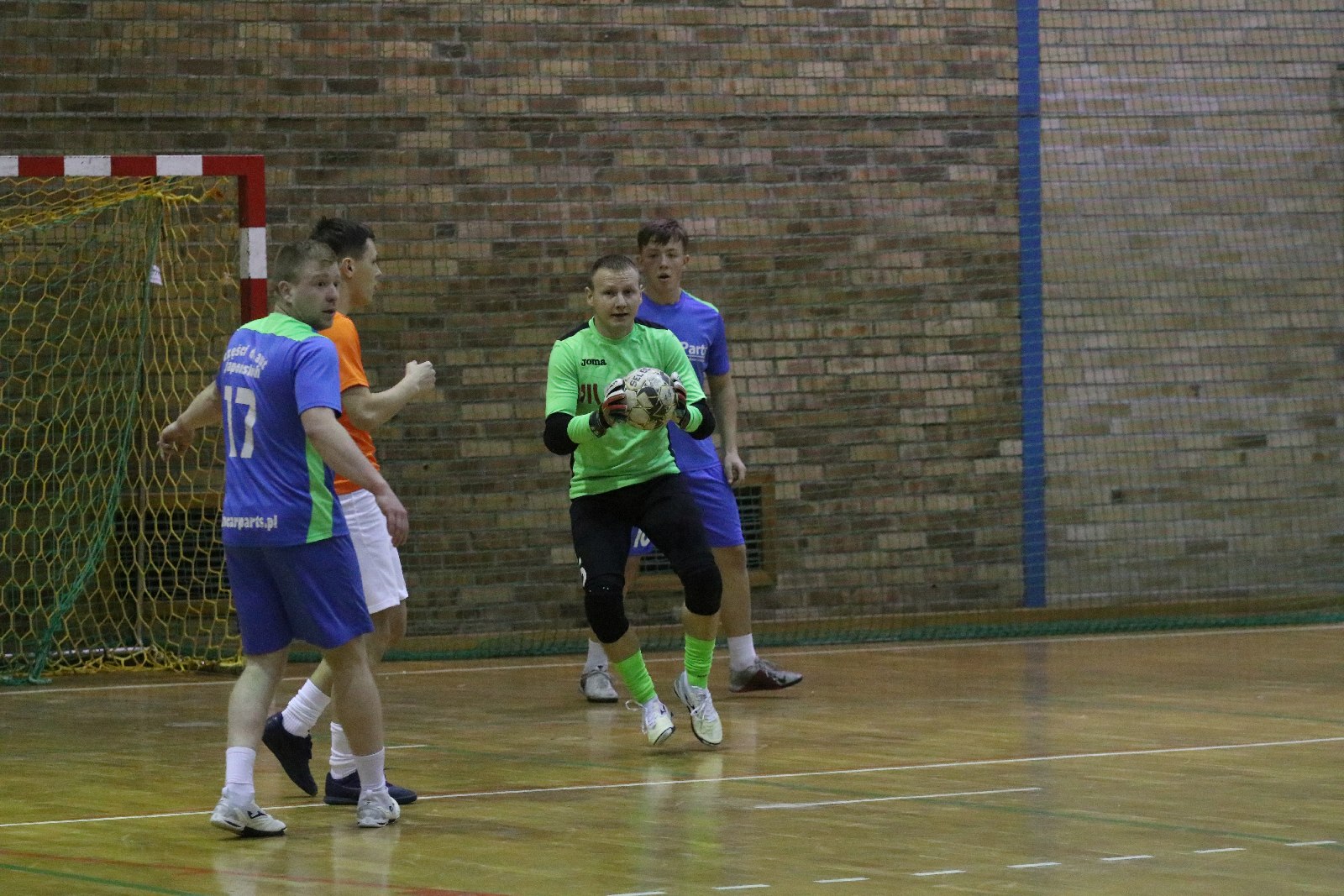 Legnicka Liga Halowa Saller Cup: Sariv zdemolował Fire