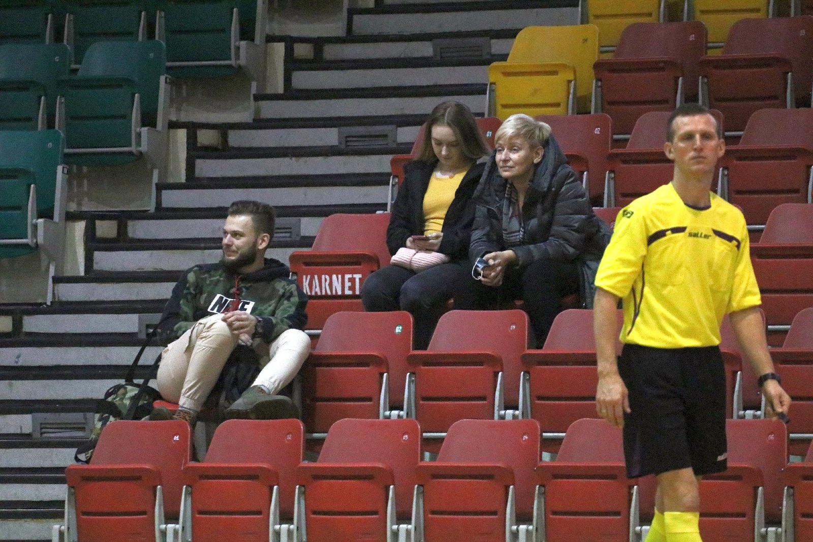 Legnicka Liga Halowa Saller Cup: Sariv zdemolował Fire
