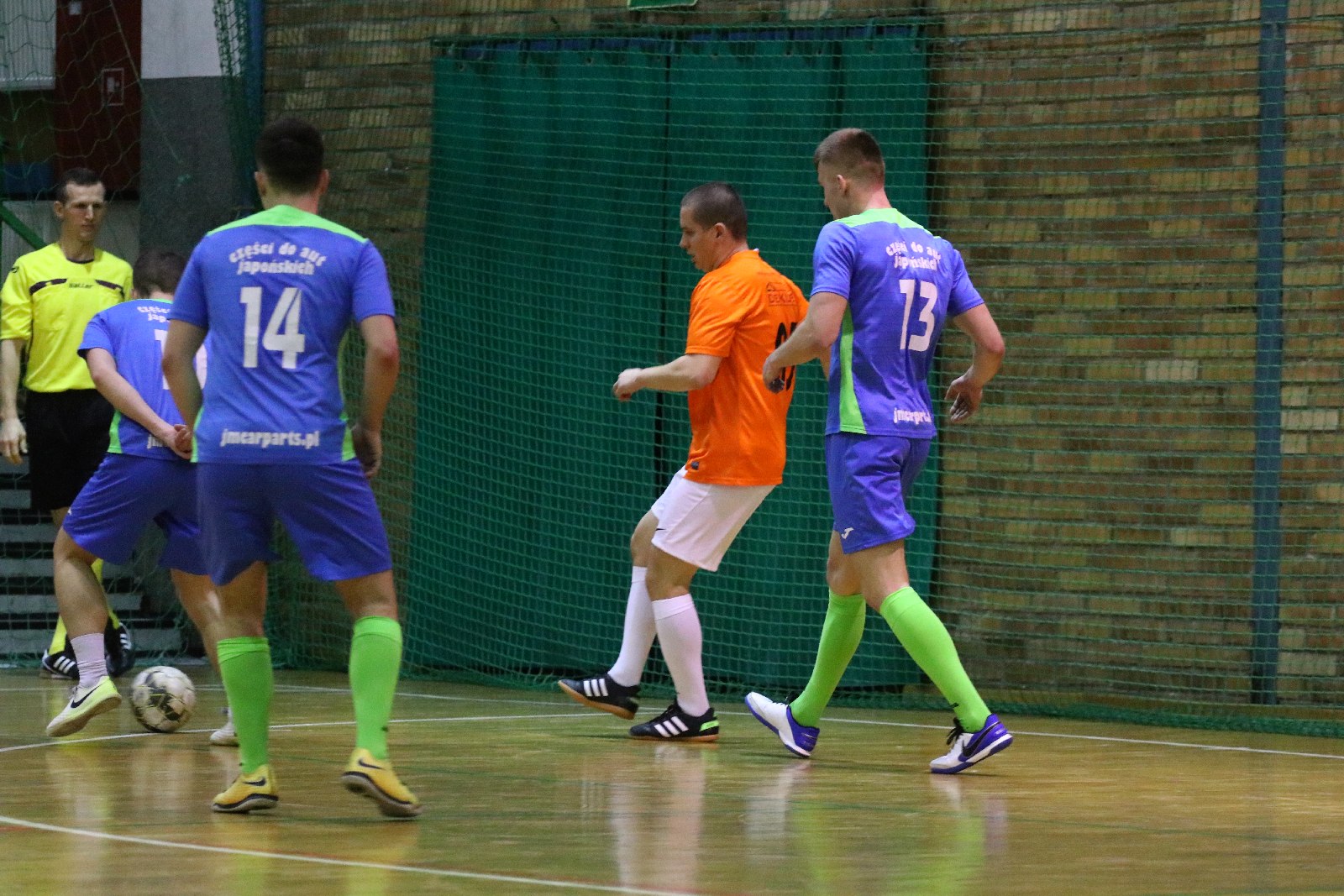 Legnicka Liga Halowa Saller Cup: Sariv zdemolował Fire