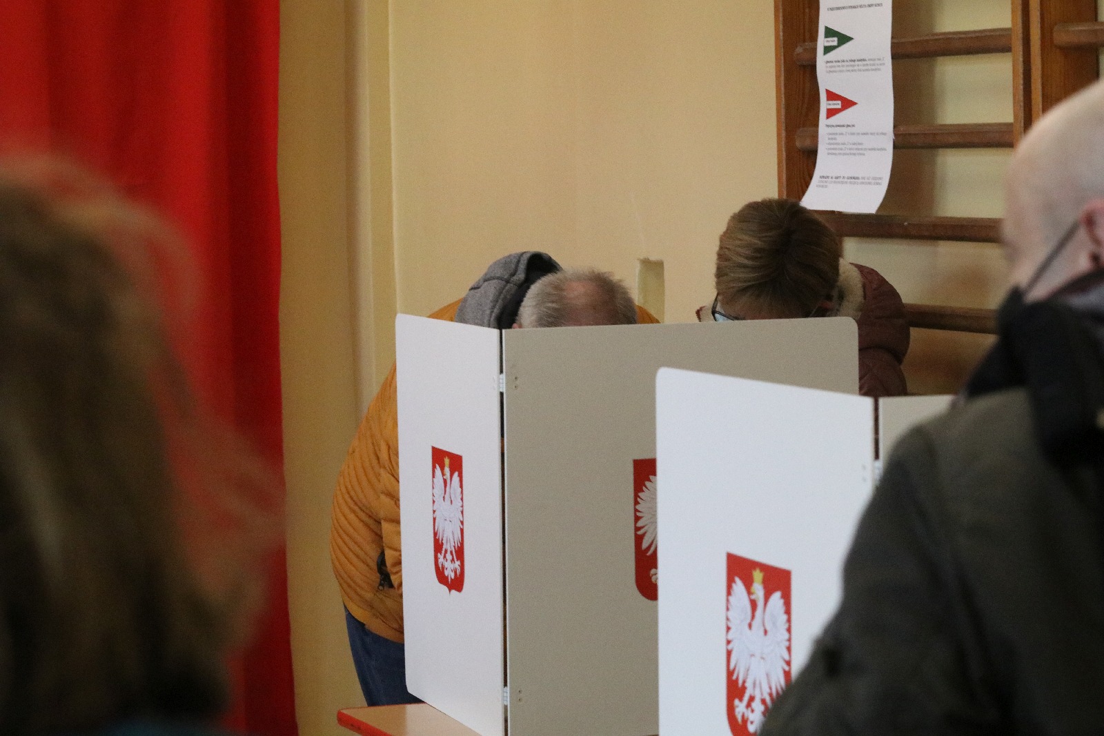 Trwają przedterminowe wybory w gminie Kunice