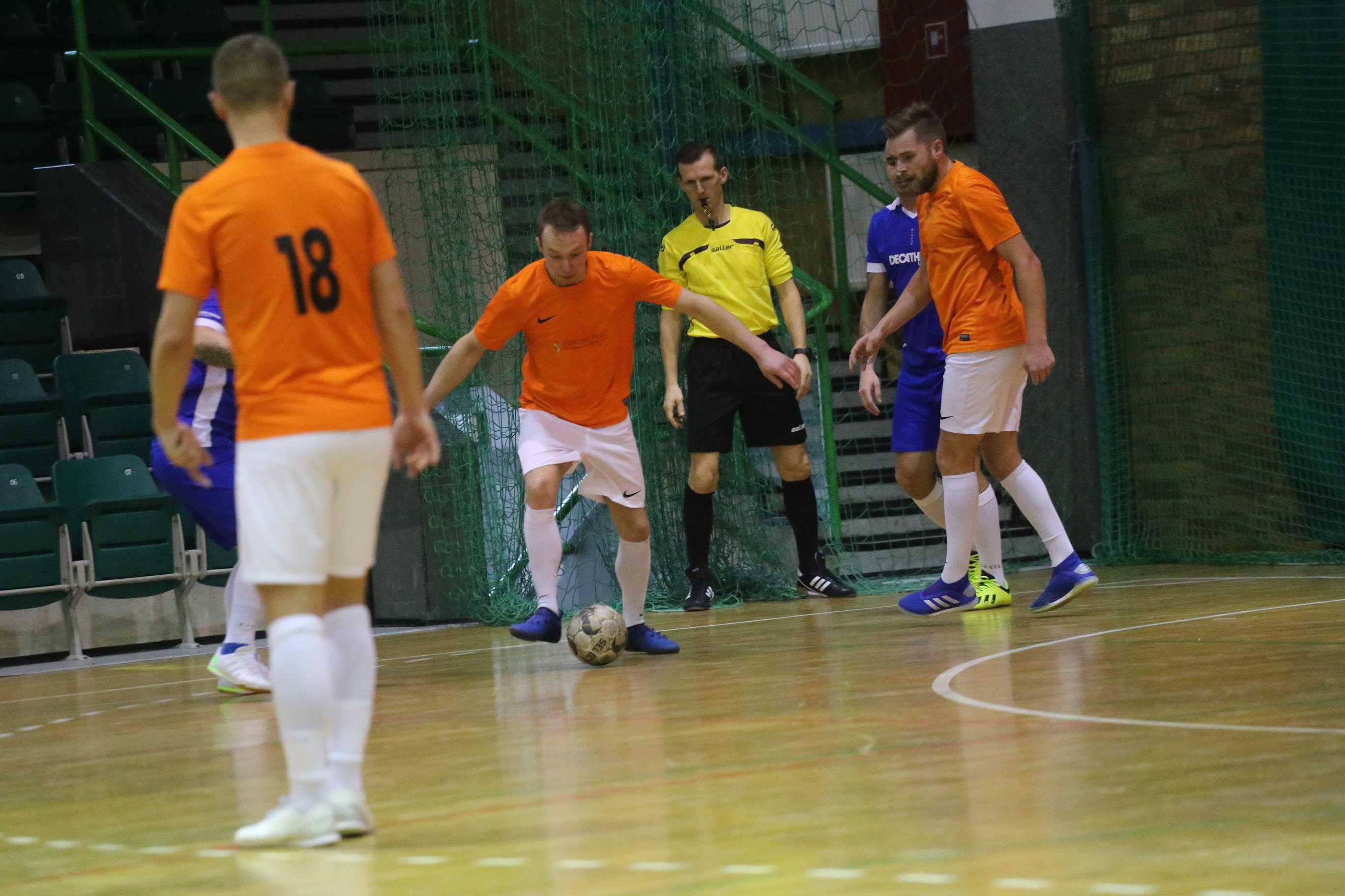Legnicka Liga Halowa: Fire umocnił się na prowadzeniu