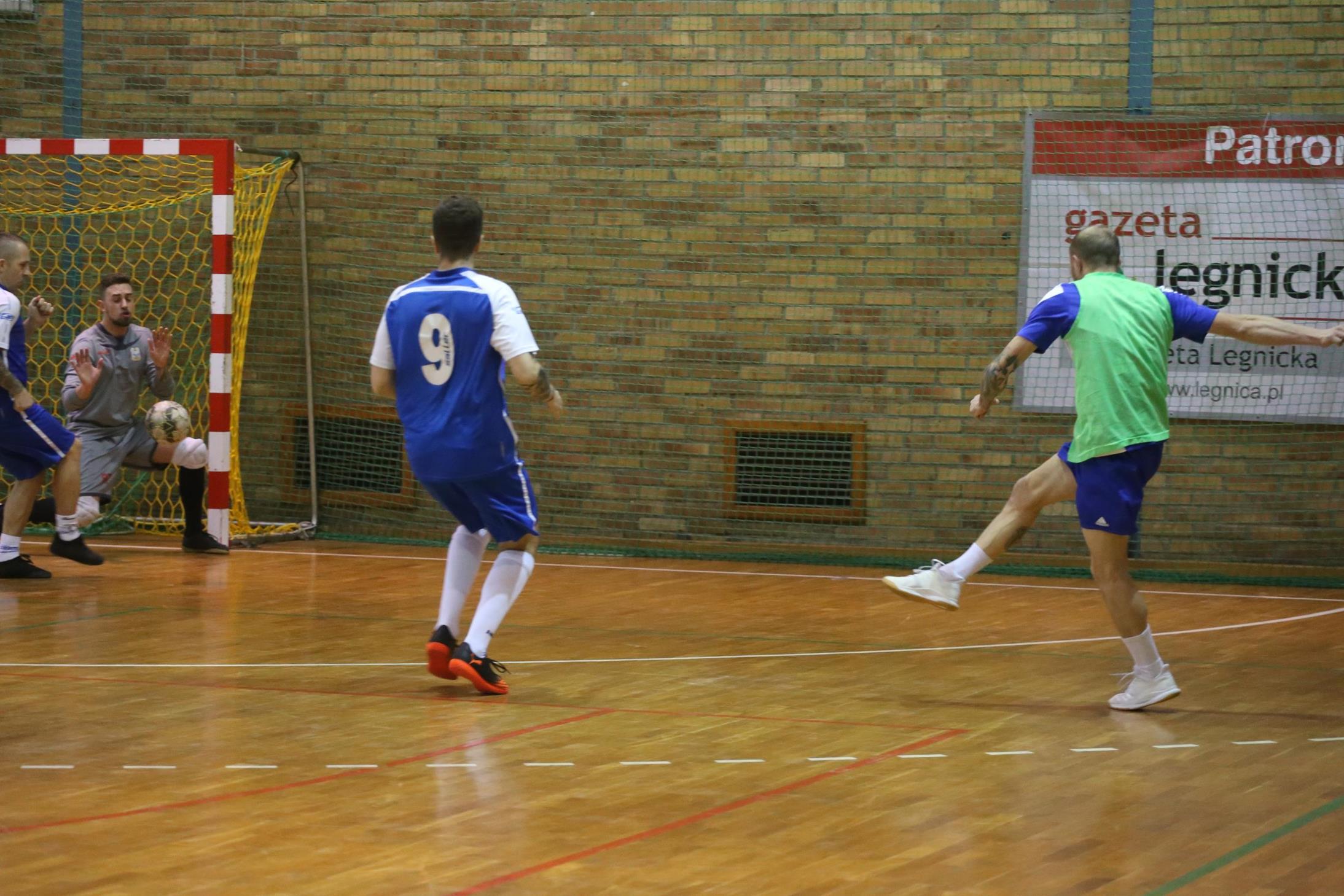 Legnicka Liga Halowa: Fire umocnił się na prowadzeniu