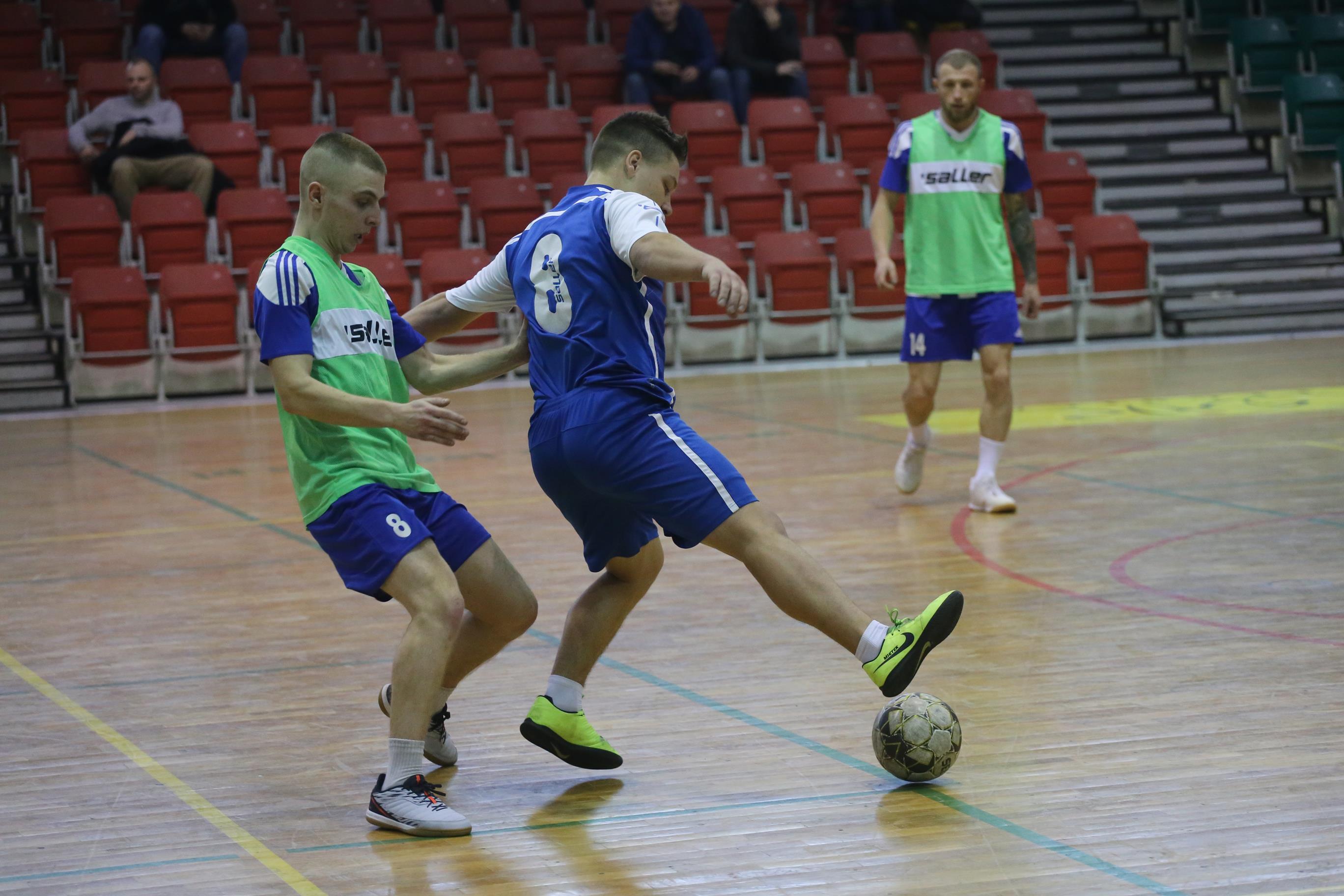 Legnicka Liga Halowa: Fire umocnił się na prowadzeniu